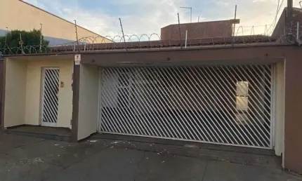 Casa com 3 quartos à venda na Vila Velosa, Araraquara , 312 m2 por R$ 1.000.000
