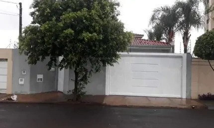 Casa com 3 quartos à venda na Vila Melhado, Araraquara , 240 m2 por R$ 610.000