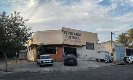 Barracão / Galpão / Depósito à venda no Jardim Roberto Selmi Dei, Araraquara , 261 m2 por R$ 290.000