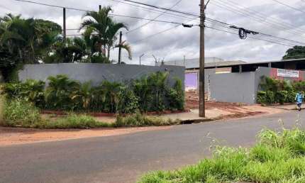 Terreno à venda no Jardim Arco-Íris, Araraquara  por R$ 1.100.000