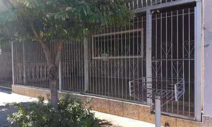 Casa com 3 quartos à venda no Jardim Vitória, Araraquara , 224 m2 por R$ 370.000