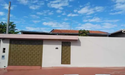 Casa com 2 quartos à venda no Parque Laranjeiras, Araraquara , 56 m2 por R$ 250.000
