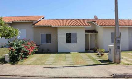 Casa em condomínio fechado com 2 quartos à venda no Jardim Residencial Água Branca, Araraquara , 51 m2 por R$ 290.000