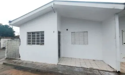 Casa com 2 quartos à venda no Jardim Santa Júlia (Vila Xavier), Araraquara , 44 m2 por R$ 90.000