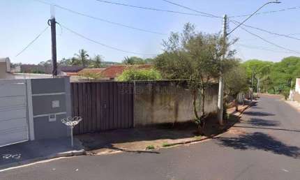 Terreno à venda no Campos Ville, Araraquara  por R$ 210.000