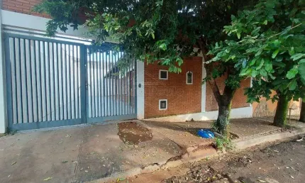 Casa com 1 quarto à venda na Vila Santana, Araraquara , 93 m2 por R$ 200.000
