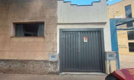 Casa com 1 quarto para alugar no Centro, Araraquara , 93 m2 por R$ 800