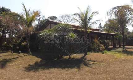 Chácara / sítio com 1 quarto à venda na Chácara Flora Araraquara, Araraquara , 3700 m2 por R$ 750.000