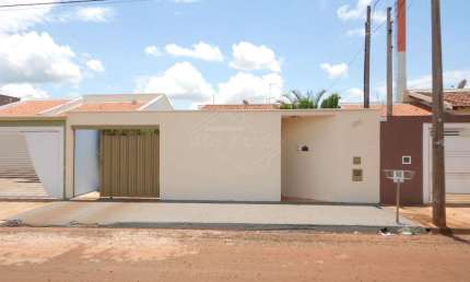 Casa com 1 quarto à venda no Jardim das Flores, Araraquara , 198 m2 por R$ 410.000