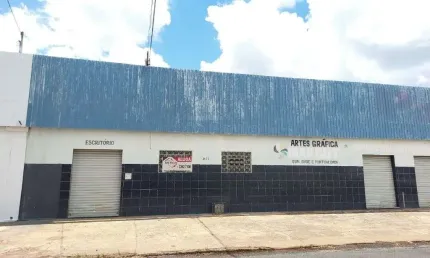 Barracão / Galpão / Depósito para alugar no Novo Américo, Américo Brasiliense  por R$ 2.500