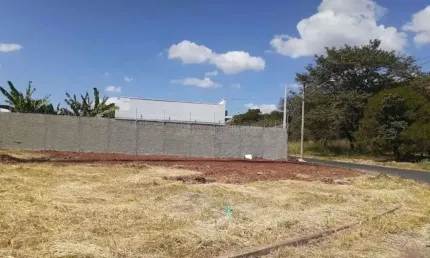 Terreno à venda no Jardim Imperial, Araraquara  por R$ 160.000