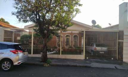 Casa com 2 quartos à venda na Vila José Bonifácio, Araraquara , 177 m2 por R$ 450.000