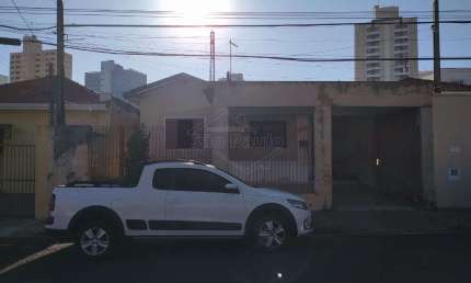 Casa com 3 quartos à venda no Centro, Araraquara , 219 m2 por R$ 480.000