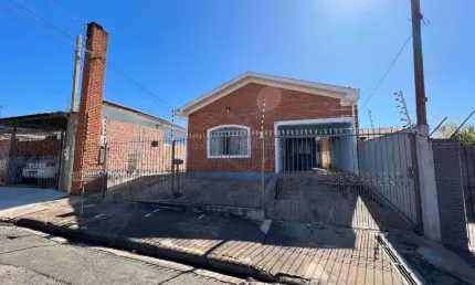Casa com 2 quartos à venda na Vila Xavier (Vila Xavier), Araraquara , 175 m2 por R$ 300.000