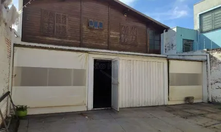 Casa com 3 quartos à venda no Centro, Araraquara , 184 m2 por R$ 450.000