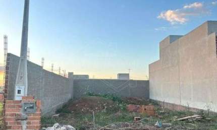 Terreno à venda no Residencial Monte Carlo, Araraquara  por R$ 125.000