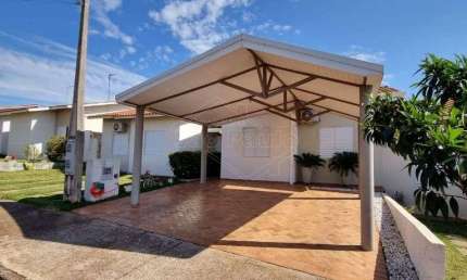 Casa em condomínio fechado com 2 quartos à venda no Jardim Residencial Água Branca, Araraquara , 102 m2 por R$ 375.000