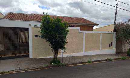 Casa com 4 quartos à venda na Vila Yamada, Araraquara , 223 m2 por R$ 450.000