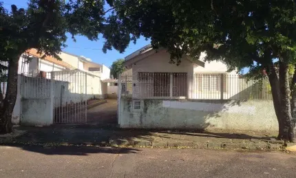 Casa com 2 quartos à venda no Centro, Araraquara , 178 m2 por R$ 450.000