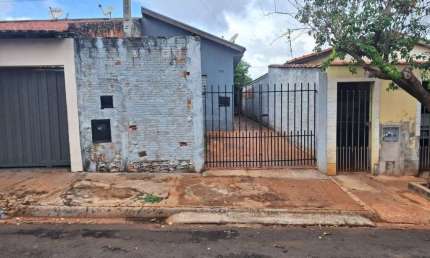 Casa com 1 quarto para alugar no Parque São Paulo (Vila Xavier), Araraquara , 36 m2 por R$ 550