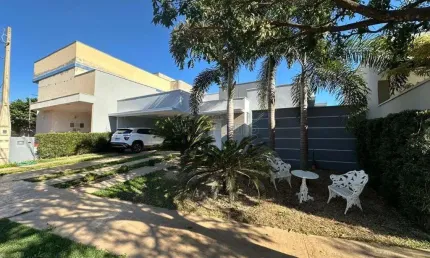 Casa em condomínio fechado com 3 quartos à venda no Residencial Village Damha, Araraquara , 182 m2 por R$ 1.250.000