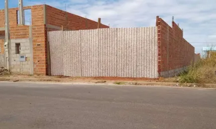 Terreno à venda no Residencial Alamedas, Araraquara  por R$ 100.000