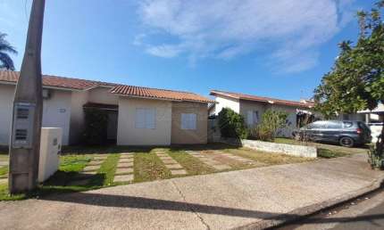 Casa em condomínio fechado com 2 quartos à venda no Jardim Residencial Água Branca, Araraquara , 76 m2 por R$ 290.000