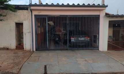 Casa com 2 quartos à venda no Jardim Pinheiros (Vila Xavier), Araraquara , 122 m2 por R$ 250.000