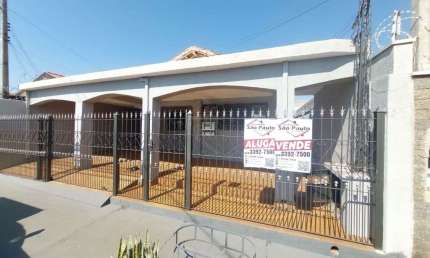 Casa com 3 quartos à venda no Centro, Américo Brasiliense , 225 m2 por R$ 420.000