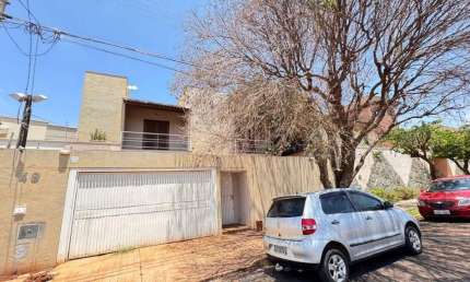Casa com 3 quartos à venda no Jardim Vale das Rosas, Araraquara , 268 m2 por R$ 800.000