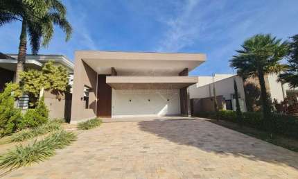 Casa em condomínio fechado com 4 quartos à venda no Residencial Portal dos Oitis, Araraquara , 294 m2 por R$ 2.990.000