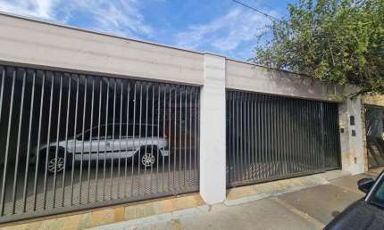 Casa com 3 quartos à venda na Vila Xavier (Vila Xavier), Araraquara , 314 m2 por R$ 550.000