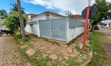Casa com 2 quartos à venda no Centro, Araraquara , 60 m2 por R$ 210.000