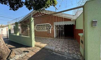 Casa com 3 quartos à venda na Vila Xavier (Vila Xavier), Araraquara , 132 m2 por R$ 600.000