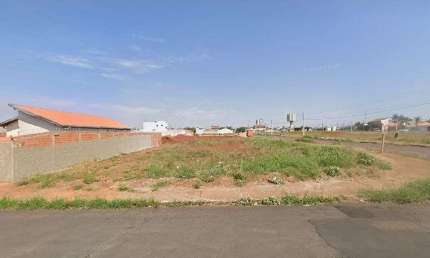 Terreno à venda no Jardim Tabapuã (Vila Xavier), Araraquara  por R$ 230.000