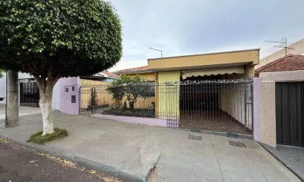 Casa com 2 quartos à venda no Jardim Brasil (Vila Xavier), Araraquara , 138 m2 por R$ 300.000