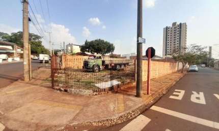 Casa com 2 quartos à venda no Jardim Nova América, Araraquara  por R$ 550.000