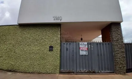 Casa com 3 quartos à venda no Centro, Araraquara , 205 m2 por R$ 600.000