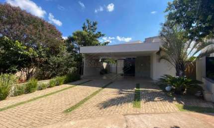 Casa em condomínio fechado com 3 quartos à venda no Condomínio Portal das Tipuanas, Araraquara , 284 m2 por R$ 1.800.000