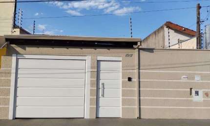 Casa com 2 quartos à venda no Jardim Residencial Iedda, Araraquara , 103 m2 por R$ 300.000