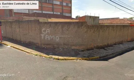 Terreno à venda na Vila Ferroviária, Araraquara  por R$ 360.000