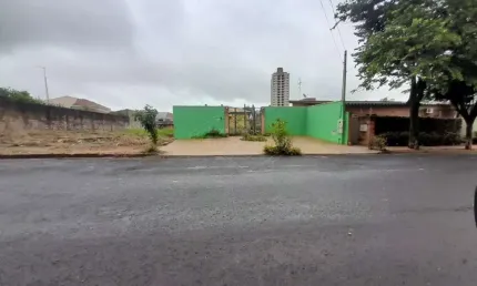 Prédio com 1 sala para alugar na Vila Harmonia, Araraquara  por R$ 3.000