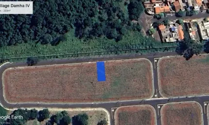 Terreno em condomínio fechado à venda no Residencial Village Damha IV, Araraquara  por R$ 230.000