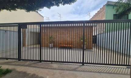 Casa com 3 quartos à venda no Centro, Araraquara , 215 m2 por R$ 650.000