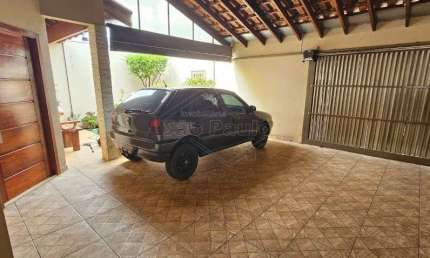 Casa com 3 quartos à venda no Jardim Boa Vista, Araraquara , 148 m2 por R$ 345.000