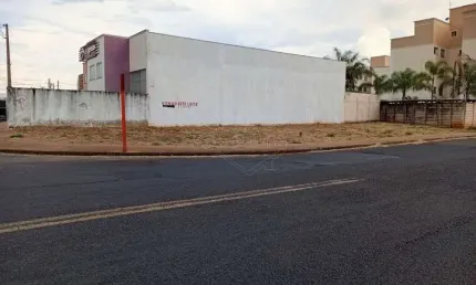 Terreno à venda no Jardim Bounganville, Araraquara  por R$ 550.000