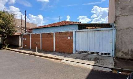 Casa com 4 quartos à venda no Jardim Bela Vista, Américo Brasiliense , 141 m2 por R$ 300.000