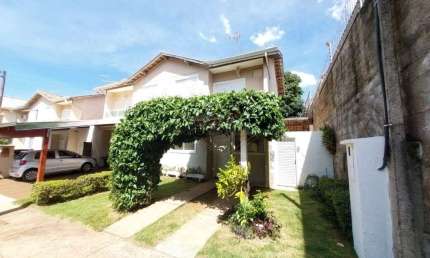 Casa em condomínio fechado com 3 quartos à venda na Vila Melhado, Araraquara , 89 m2 por R$ 400.000