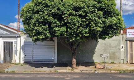 Casa com 3 quartos à venda no Jardim América (Vila Xavier), Araraquara , 171 m2 por R$ 300.000