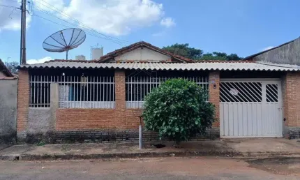 Casa com 3 quartos à venda no Sinhá Prado Guimarães, Américo Brasiliense 